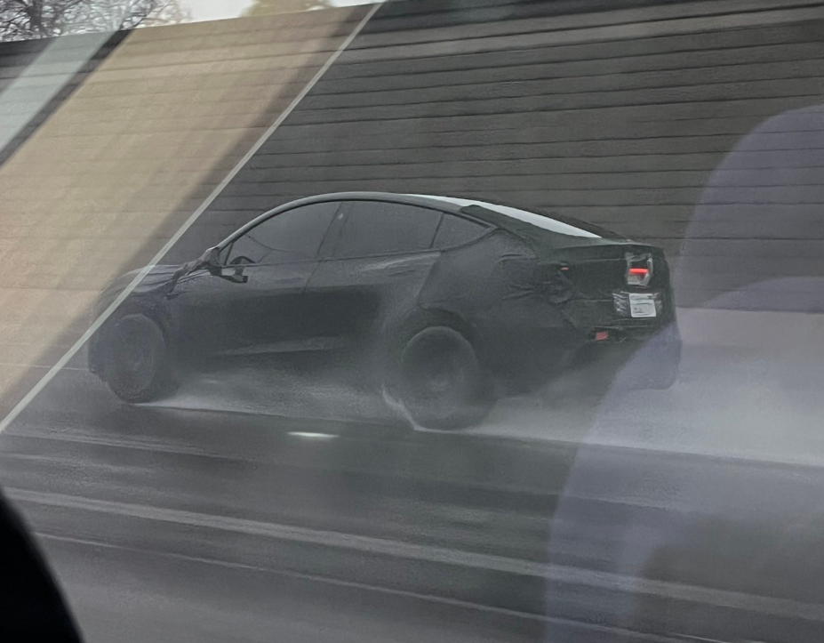 테슬라 모델 Y 주니퍼 출시