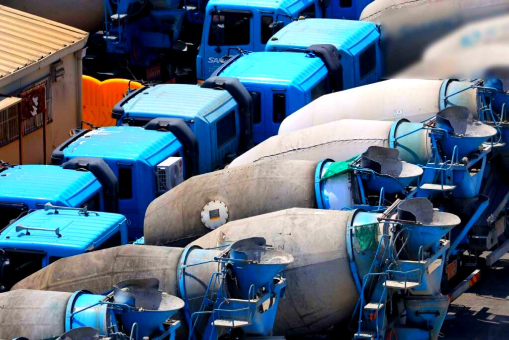 심각한 위기 "만들어도 팔 곳이 없어요"… '직격탄' 맞은 업계 '발 동동' 1 원자재