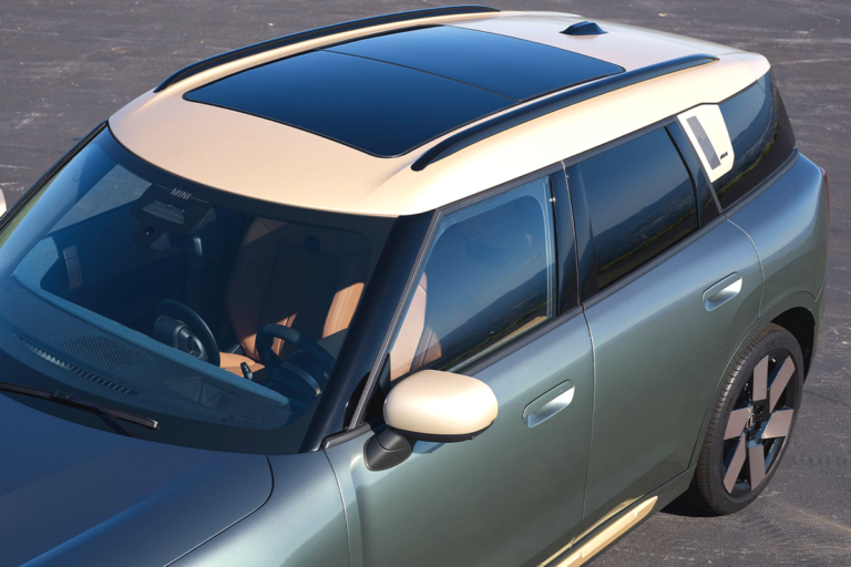 뉴 MINI 컨트리맨 올해의 디자인 수상