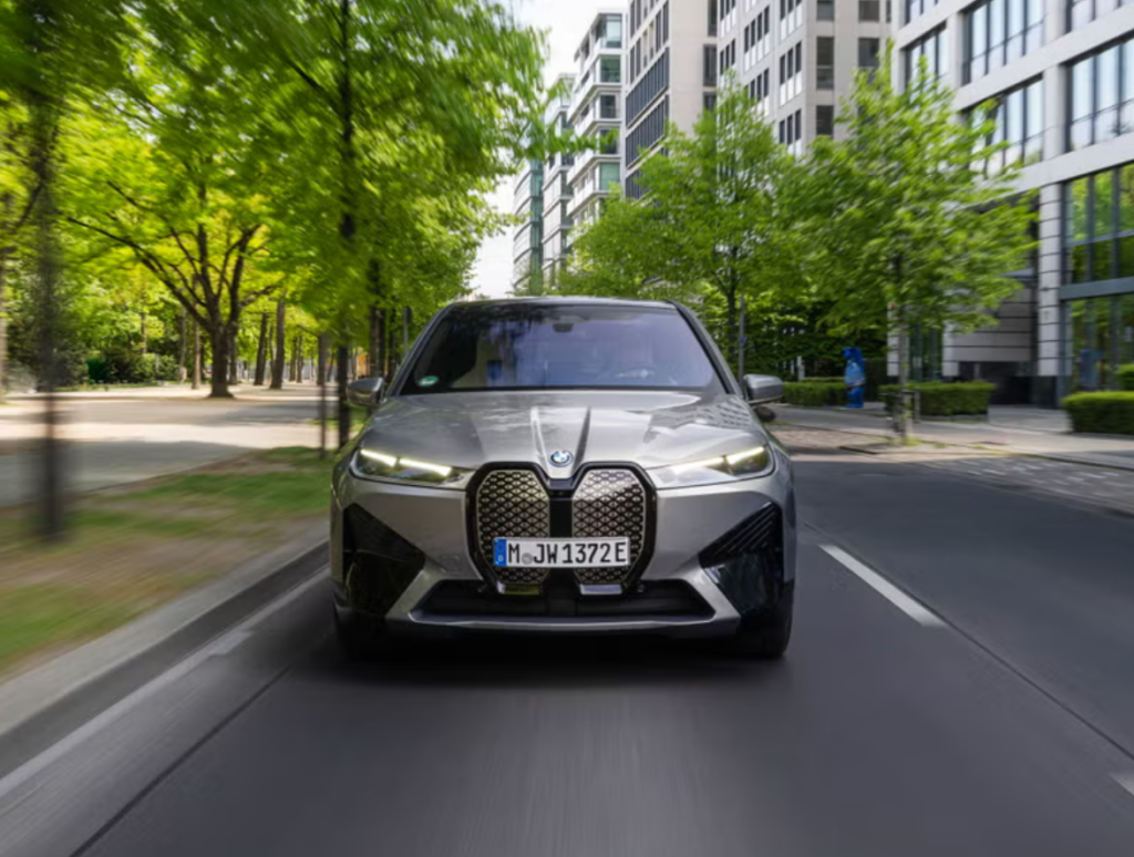 BMW iX 전기차 경험 소유자 조사 1위
