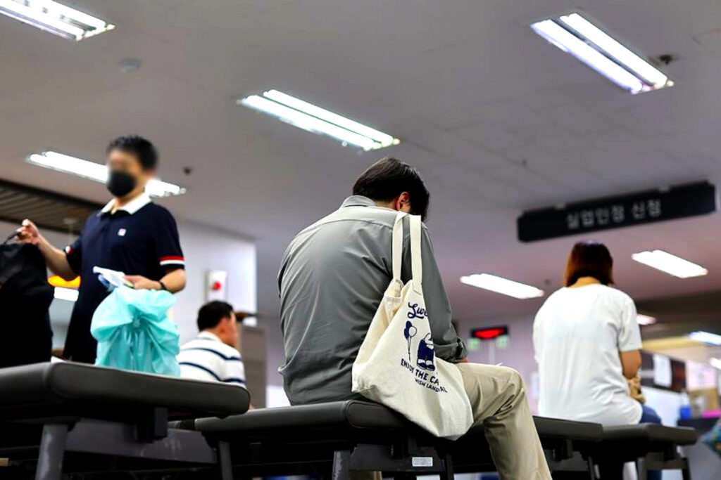 청년층 취업자 감소