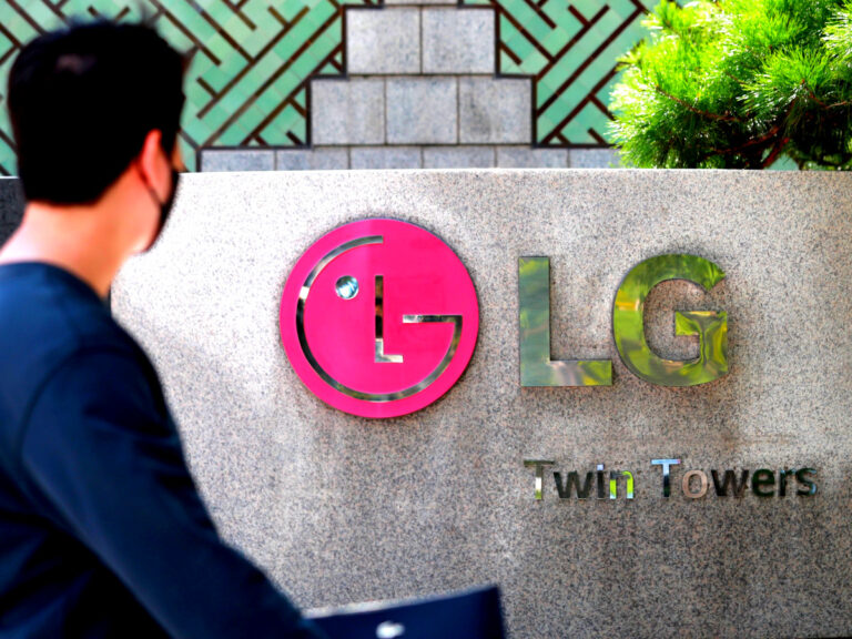 LG