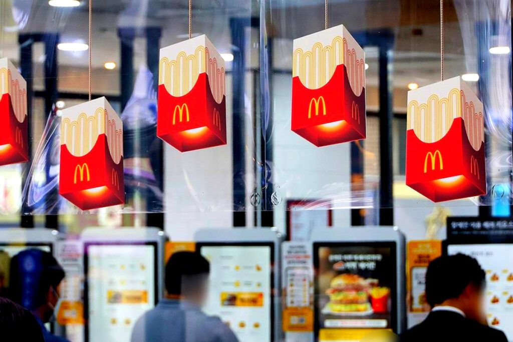 서민 음식이라더니 "이젠 못 먹는다"... 순식간에 '쑥' 오르자 한숨만 '푹' 1 햄버거