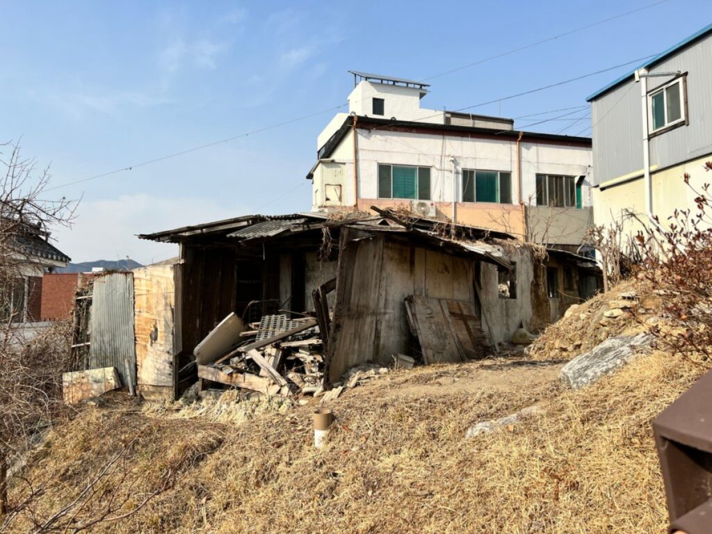 전국 13만 호 넘는 집에 "이제 아무도 안 살아요"...우려 현실로 4 빈집