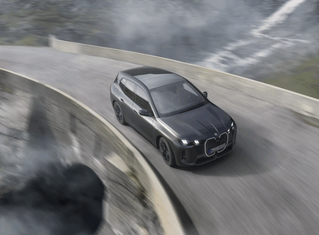 BMW 신형 iX M70 xDrive 출시