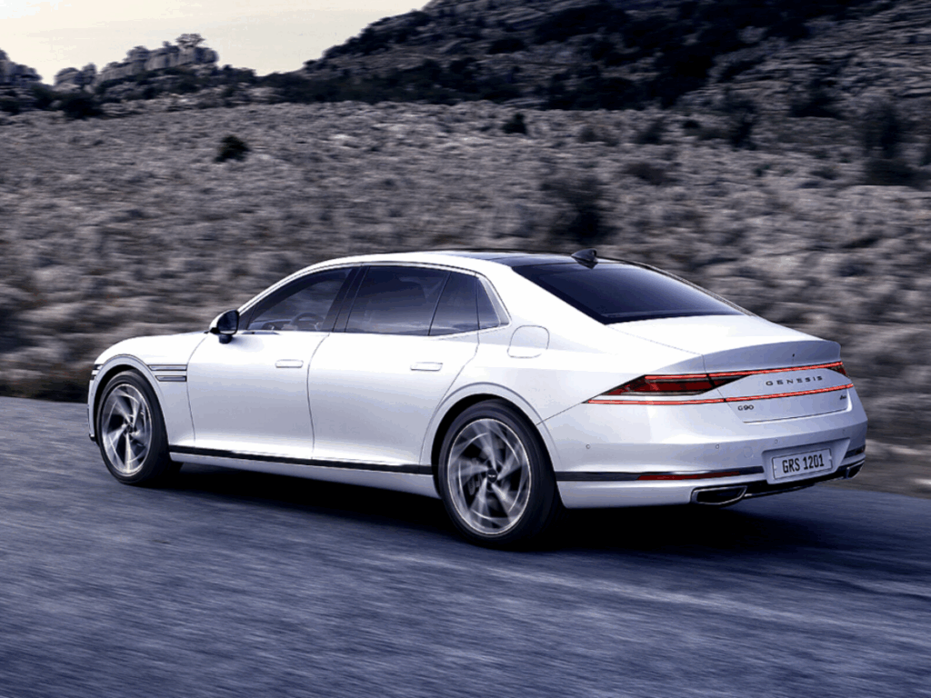 제네시스 아빠들 "가슴이 두근거린다"…럭셔리 세단의 새 얼굴은 '이런 모습' 1 제네시스 G90 페이스리프트 예상도 공개