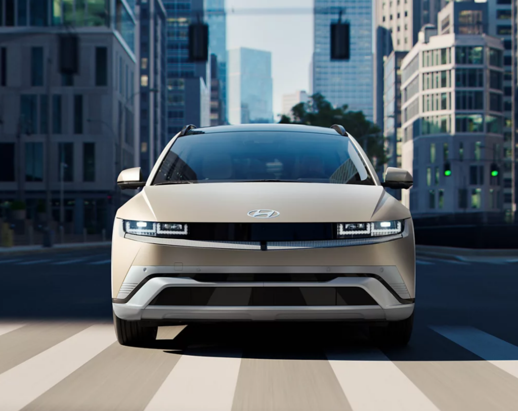 소형 SUV 비교 평가 아이오닉 5, 모델 Y 동점