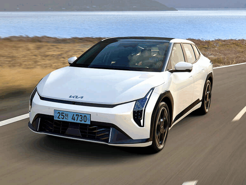 "전기차 비쌀 이유 있나요?"…3천만 원대 구매 가능해진 신형 車 1 기아 EV4 보조금