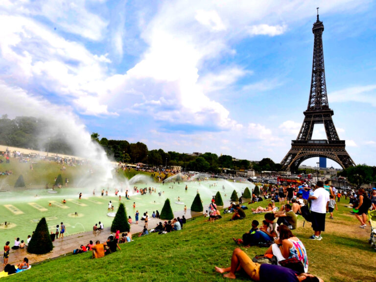 파리 식당가 와인 바꿔치기