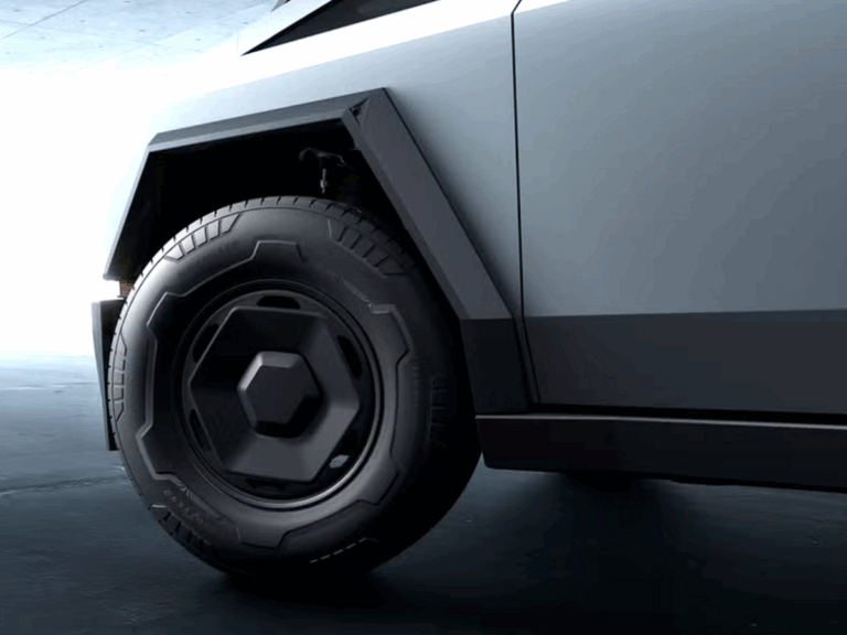 테슬라 사이버트럭 롱레인지 출시