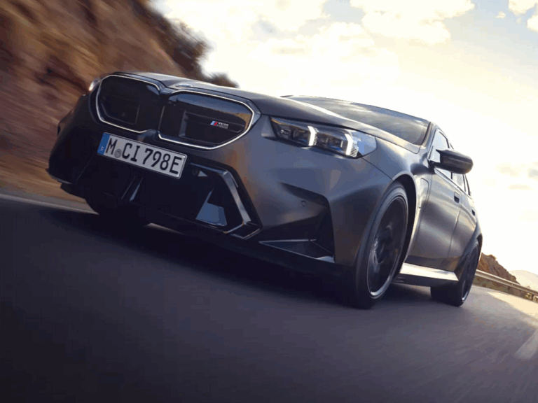 BMW 창립 30주년 기념 온라인 에디션