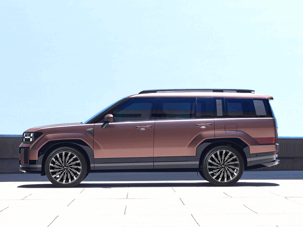"이렇게만 나온다면 대박"...호불호 갈리던 국민 SUV, 상상도 등장 1 현대차 싼타페 페이스리프트 후면 디자인