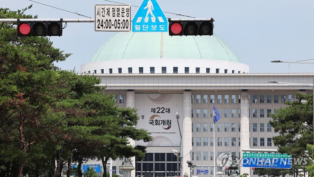 "생활비도 빠듯한데" 받을 돈은 줄어든다… 눈물 흘리는 고령층, 무슨 일 5 연금
