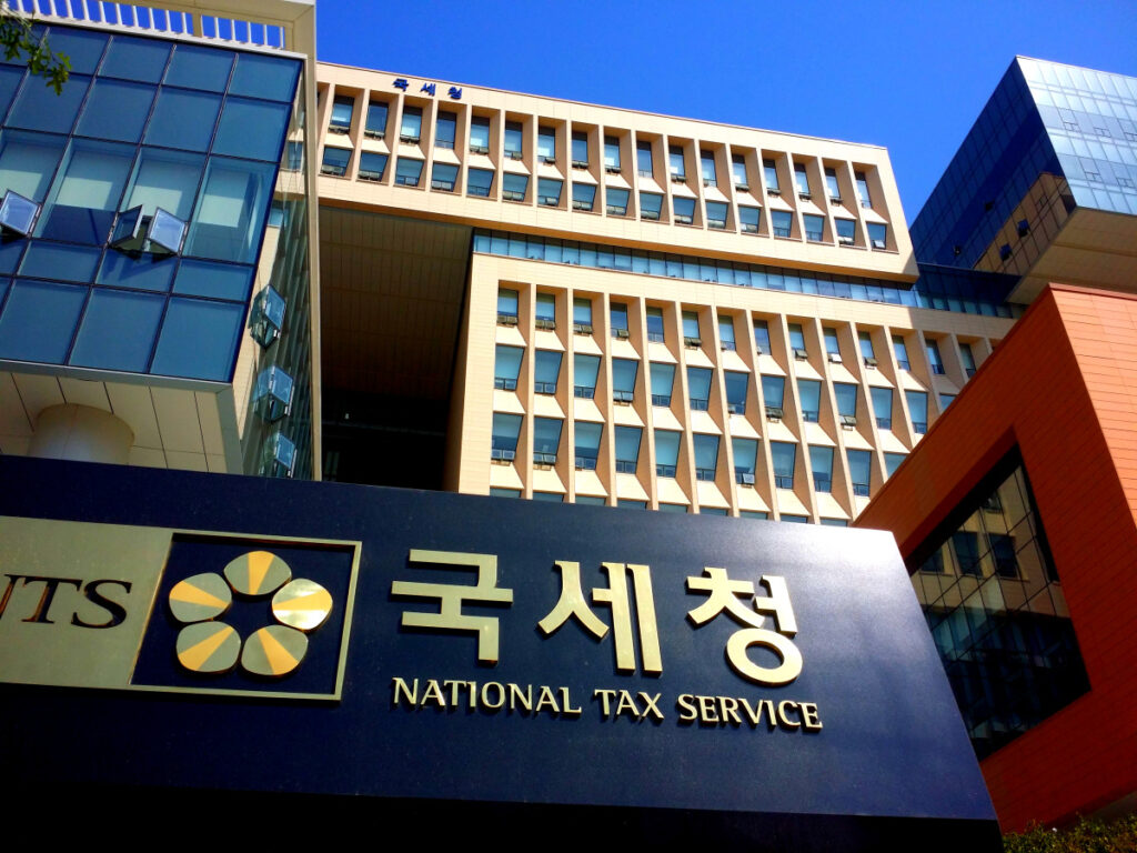 "가구당 110만 원씩 받을 수 있다"... 340만 가구에 찾아온 희소식 1 근로장려금