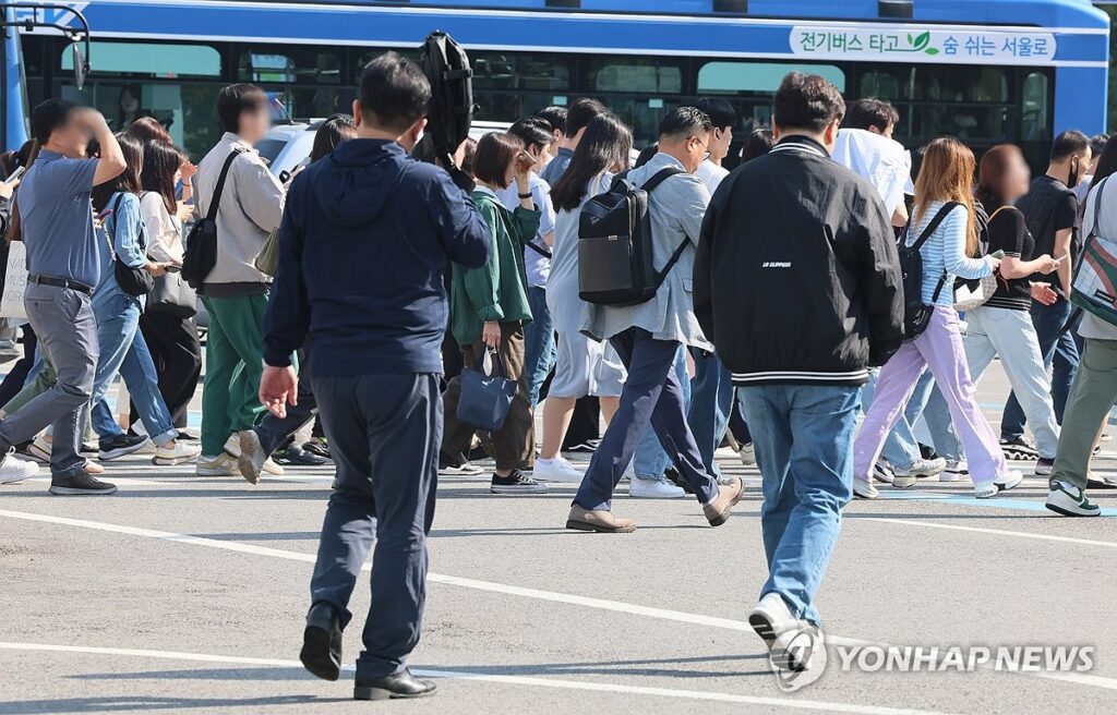 "우리 회사 살리려면 '이 방법'밖에"… 10곳 중 6곳 '아우성' 4 회사