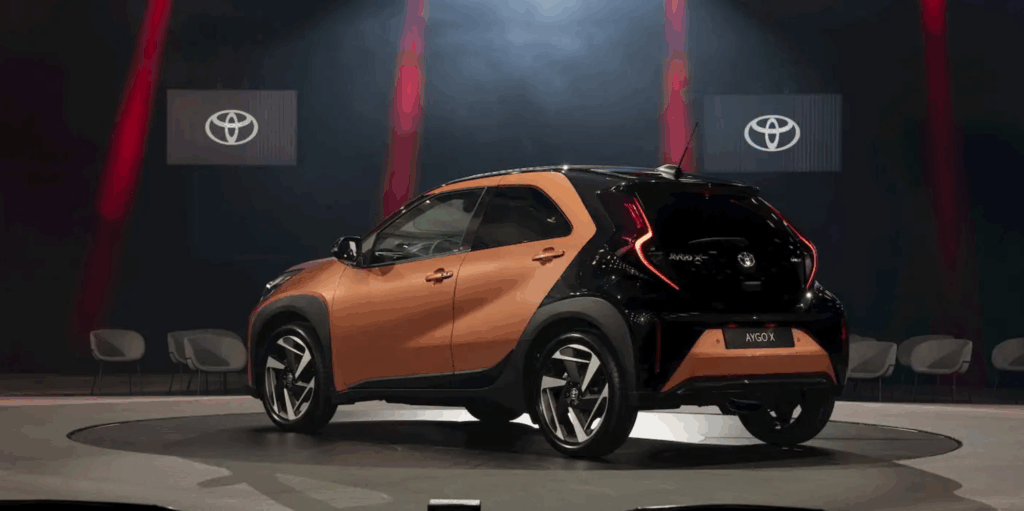 토요타 아이고 X 하이브리드 가격