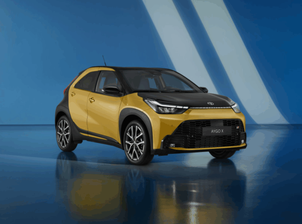 토요타 아이고 X 하이브리드 공개