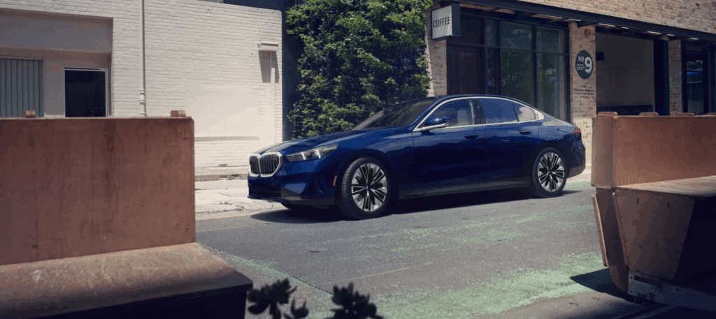 "공급망 문제? 전동화 지연?"… BMW 5시리즈 연기 진짜 이유 추측 난무 5 BMW 5시리즈 부분변경 출시 연기
