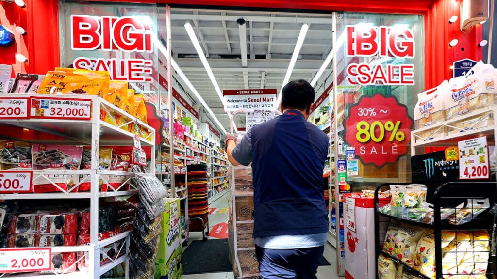 최저임금 14.7% 올려달라는 요구에...67.7% '이렇게' 답했다 1 최저임금