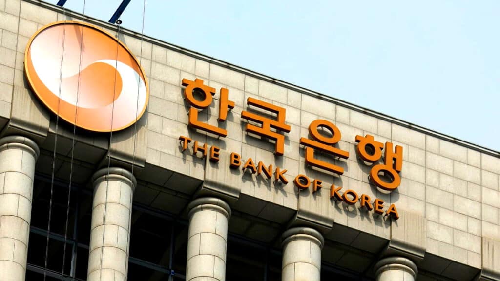 '달러처럼 안전하다' 믿었는데… 한은이 직접 경고한 '그 코인'의 진실, 뭐길래 1 코인