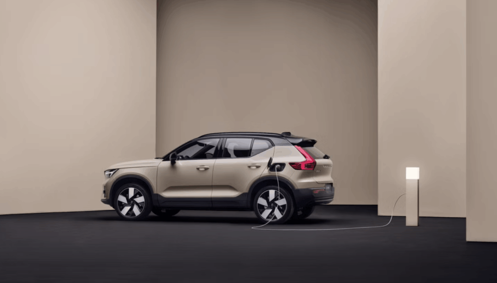 볼보 EX40 주행거리