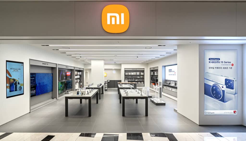 삼성에 밀려 "하루 한 대도 못 팔더니"…여의도 한복판에 판 벌인 샤오미 2 샤오미