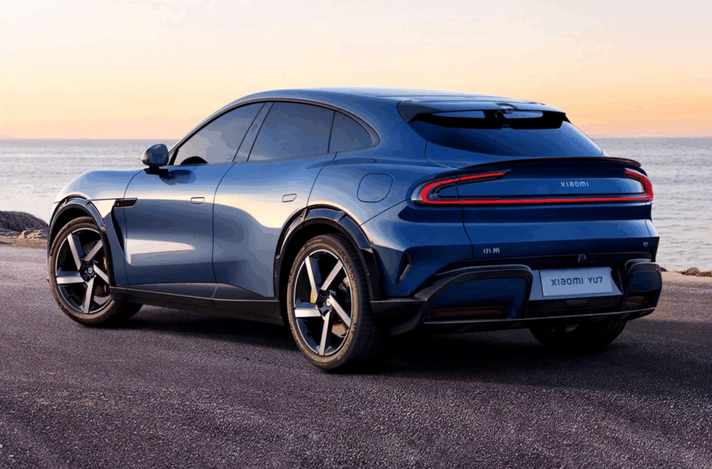 샤오미 YU7 20만 대 예약