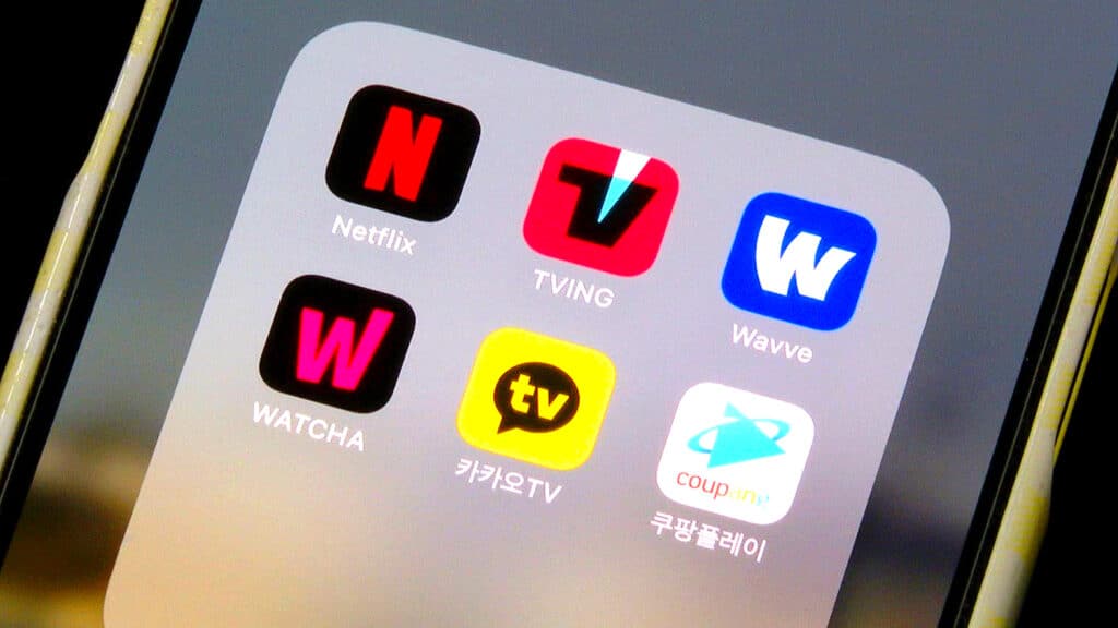"톱스타 1회 출연료만 10억" 떠들썩 하더니...소비자만 '날벼락' 1 OTT