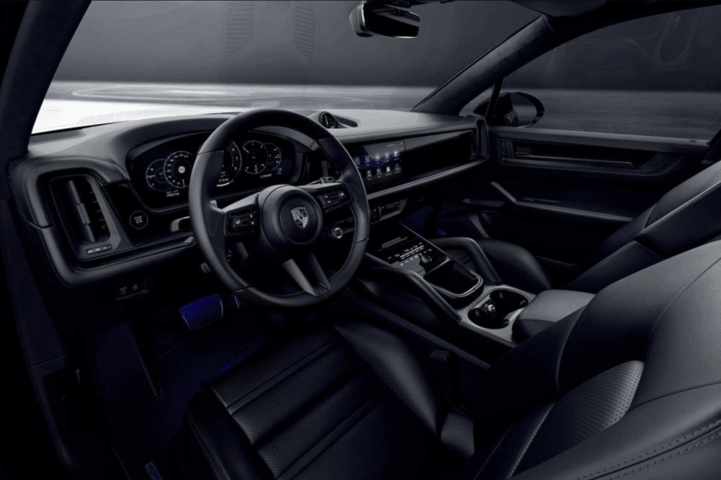 "여보, 차 바꿀 때가 됐어"...아빠들 심장 겨냥한 포르쉐, 드디어 '이 모델' 공개 3 포르쉐 카이엔 블랙 에디션 제원