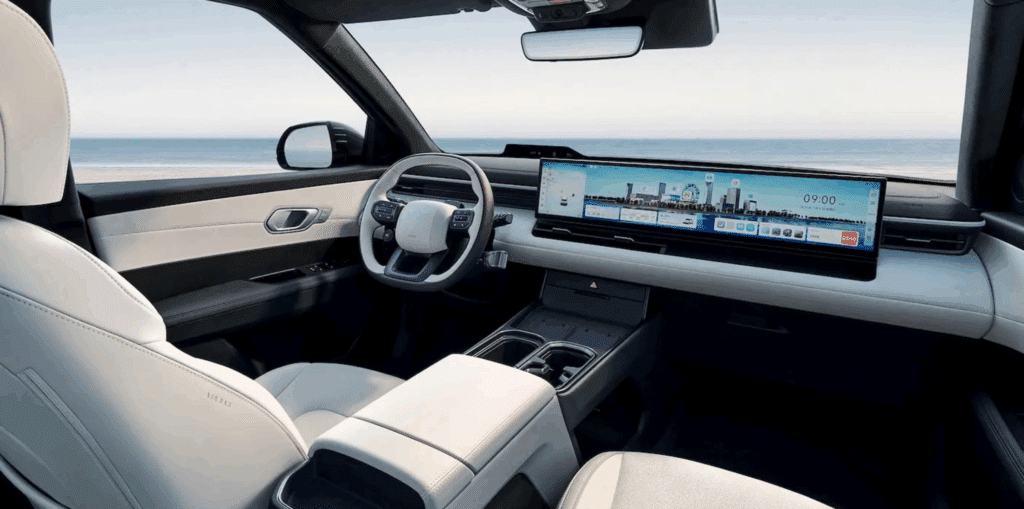 "기존 전기차 완전 뒤엎었네"... 현대차 신형 모델 실내 공개, 중국 것과는 '확연히 달라' 5 현대차 일렉시오 실내