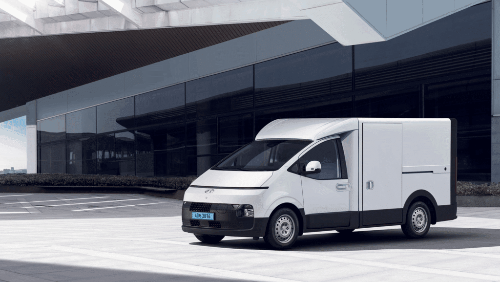 "이제 진짜 시작이다"... 국내 자동차 업계 새로운 행보, '완전히 다른 차원' 2 현대차 ST1 가격