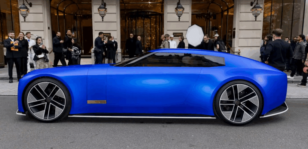 뒤통수 친 럭셔리 전기 SUV "약속 못 지킨다"... 기다리던 아버지들 '울상' 3 랜드로버 레인지로버 일렉트릭 출시 연기