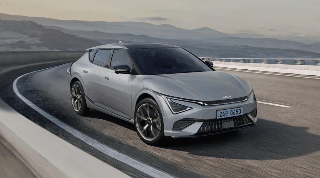 기아 EV6 GT, 페라리 푸로산게 드래그 레이스