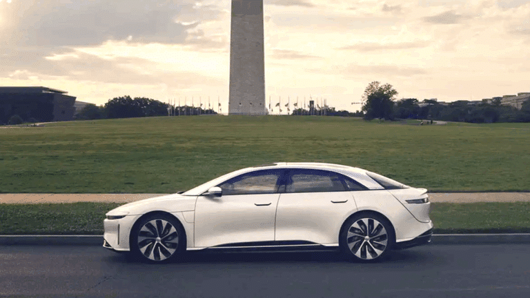 루시드 에어 판매량