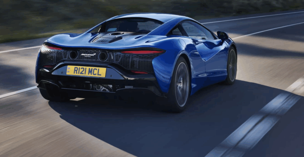 맥라렌 아투라 제원