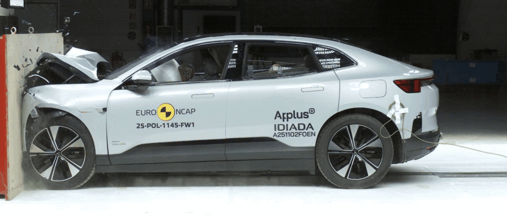 전기차는 위험하다? "그건 이제 옛말"...놀라운 기록 내놓자 업계 '깜짝' 5 폴스타 4 유로 NCAP 충돌 테스트 5등급