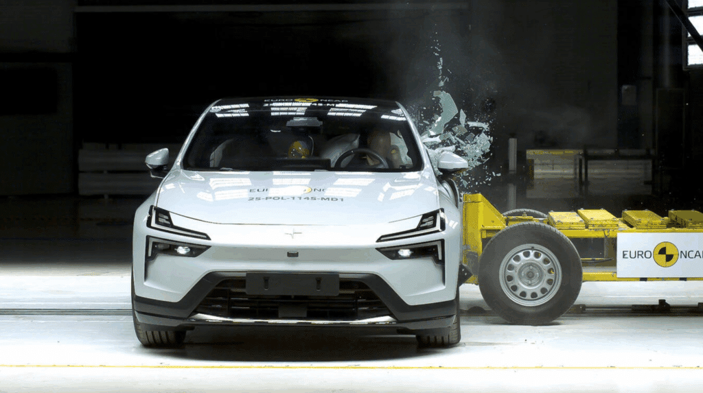 전기차는 위험하다? "그건 이제 옛말"...놀라운 기록 내놓자 업계 '깜짝' 2 폴스타 4 유로 NCAP 충돌 테스트 5등급