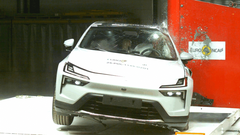 폴스타 4 유로 NCAP 충돌 테스트 5등급