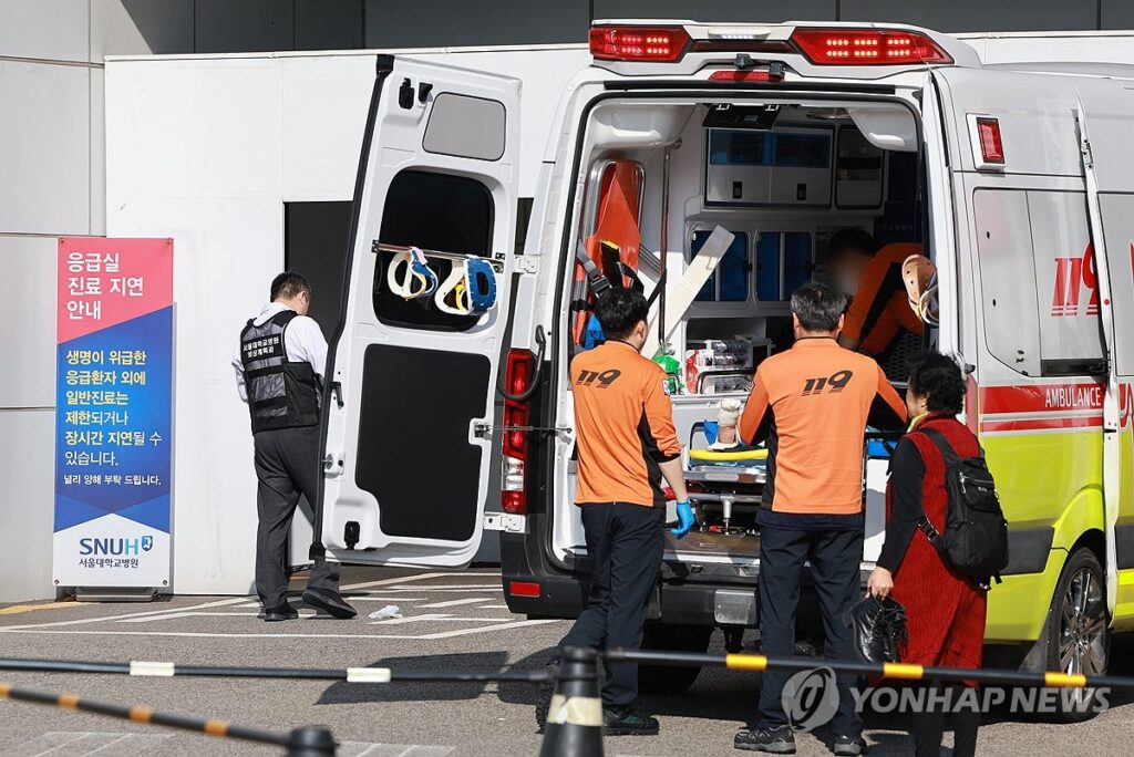 툭하면 사이렌 켜더니 "더는 못 참는다"… 칼 빼든 정부에 운전자들 '활짝' 2 구급차