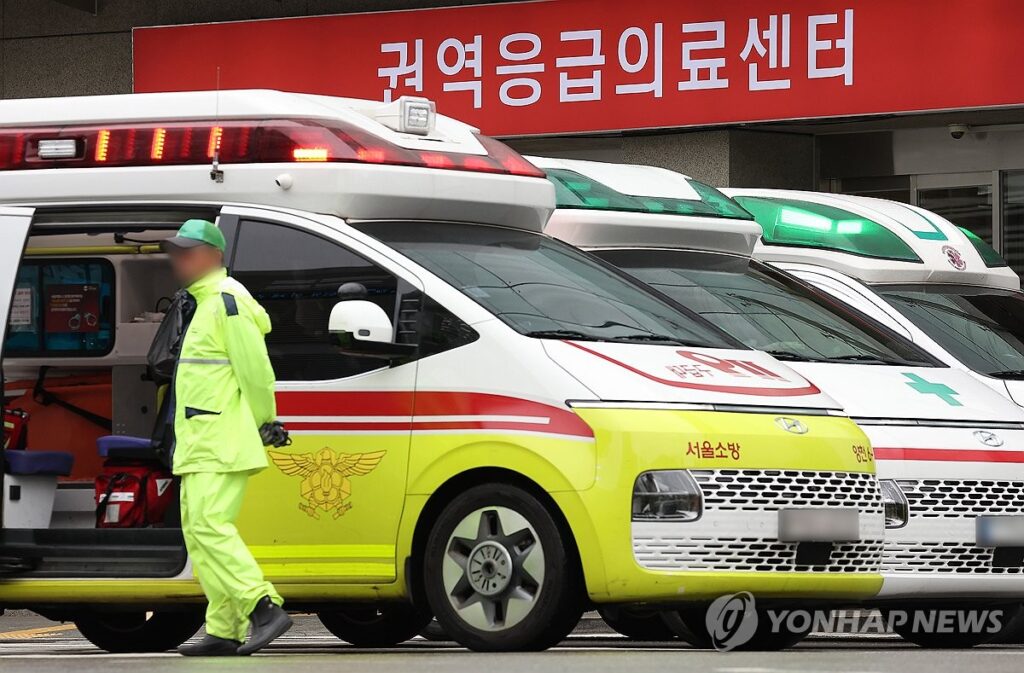 툭하면 사이렌 켜더니 "더는 못 참는다"… 칼 빼든 정부에 운전자들 '활짝' 5 구급차