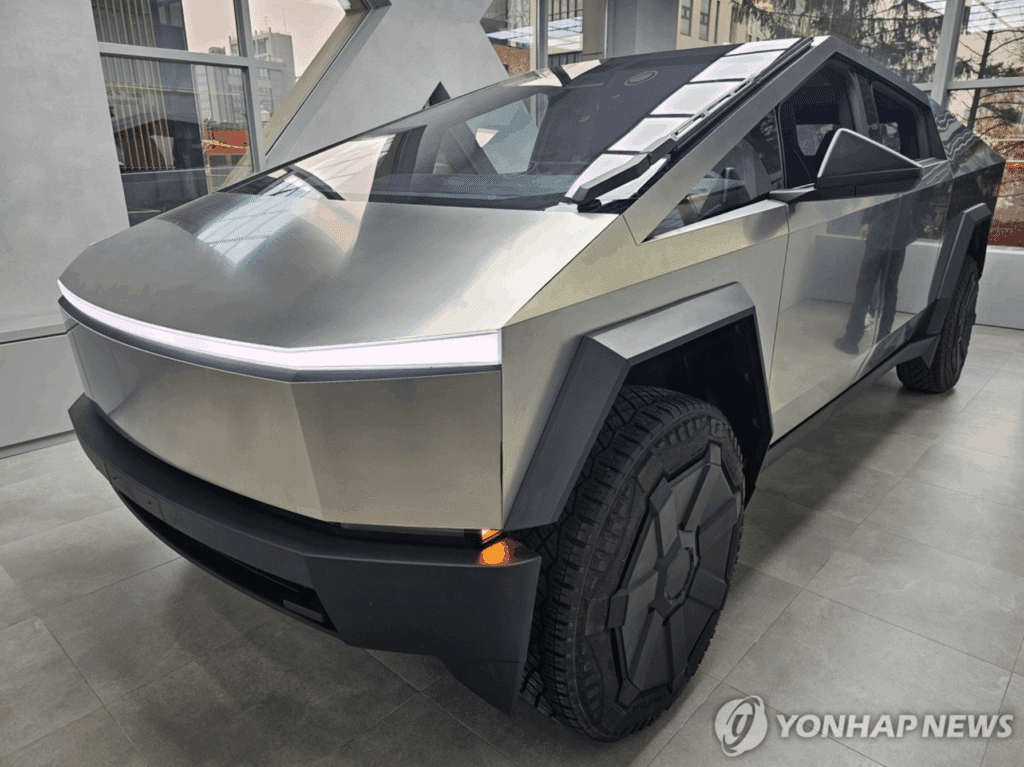 "이건 좀 심각하네.." 화제의 픽업트럭, 결국 우려하던 일 터졌다 4 테슬라 사이버트럭 판매 부진