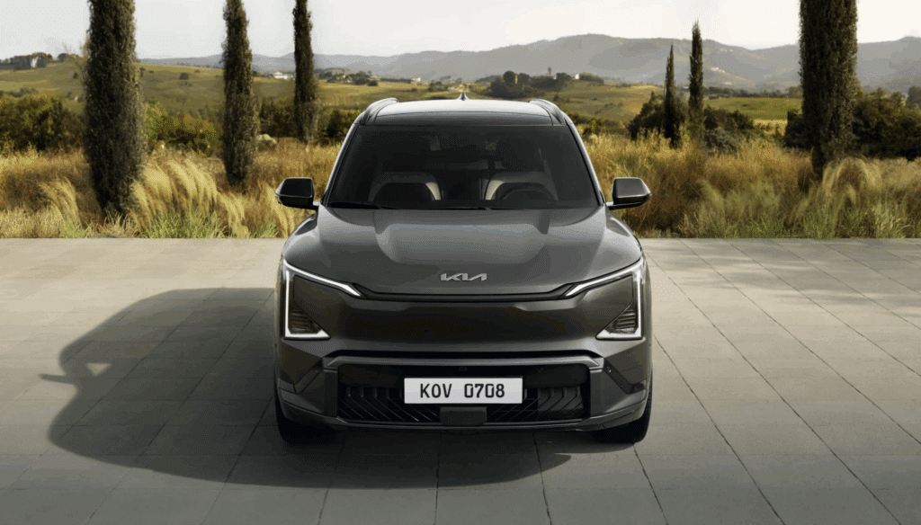 "중국산 배터리 쓴 이유가 따로 있었네"… 하반기 출시 국산 전기차, 전략 알고보니 3 기아 EV5 제원