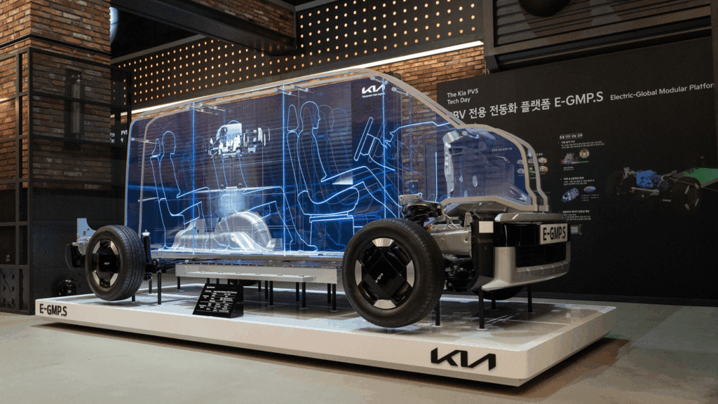 "캠핑카도 업무용도 된다던데"… 무한 변신 가능한 전동화 차량, 소비자들 '관심 폭발' 5 더 기아 PV5 테크 데이 개최
