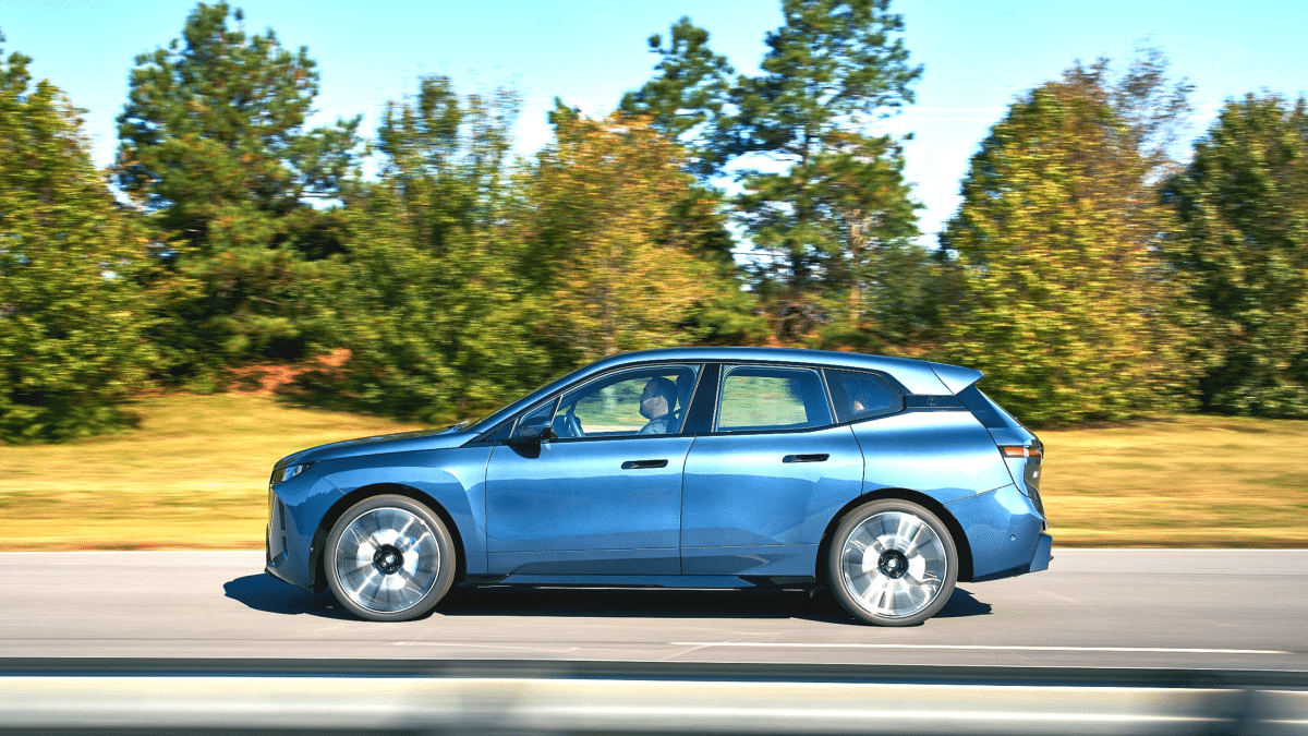 더 뉴 BMW iX 성능