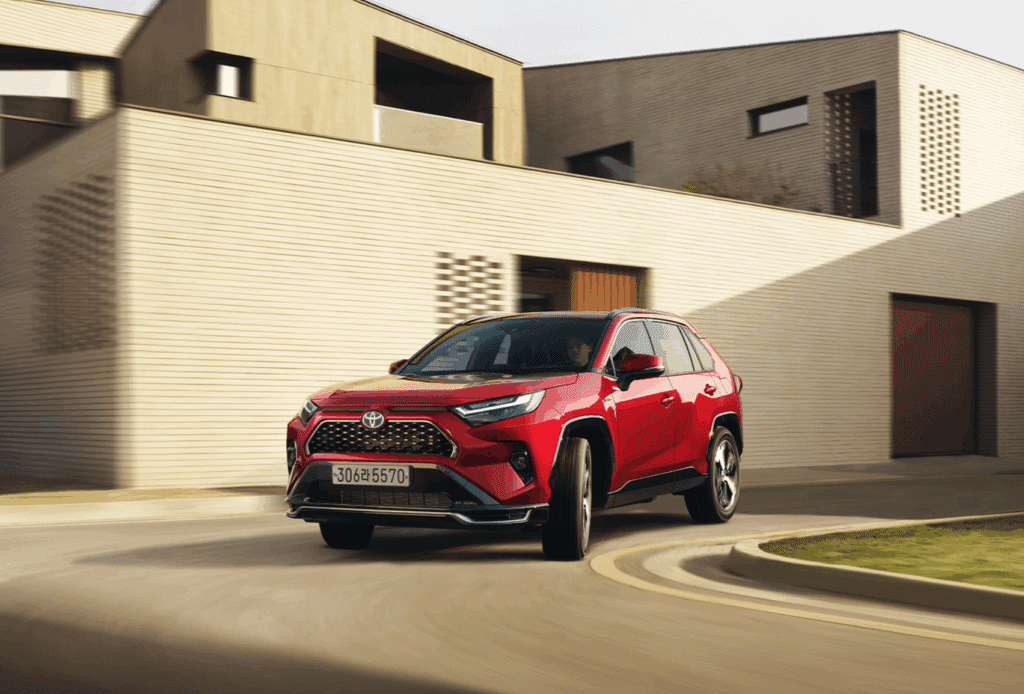 "하이브리드 43%가 비결이었나?".. 상반기 사상최대 실적 주인공, 알고 보니 '이 브랜드' 5 도요타 상반기 판매량