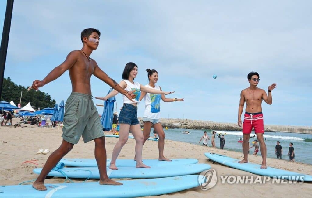 여름 여행지로 ‘우르르’ 몰리더니 ‘날벼락'..."급기야 지자체가 칼 빼들었다" 2 양양
