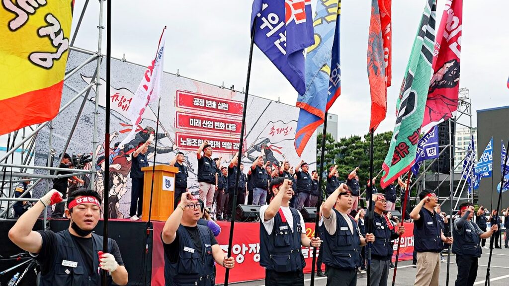 "36조 역대급 투자 발표했는데…" 꽁꽁 얼어붙은 현대차… 대체 무슨일? 4 현대차