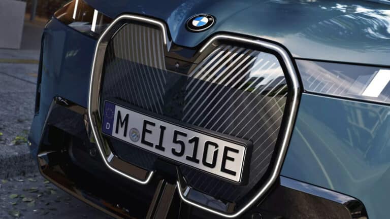 BMW 전기 SUV 뉴 iX 출시