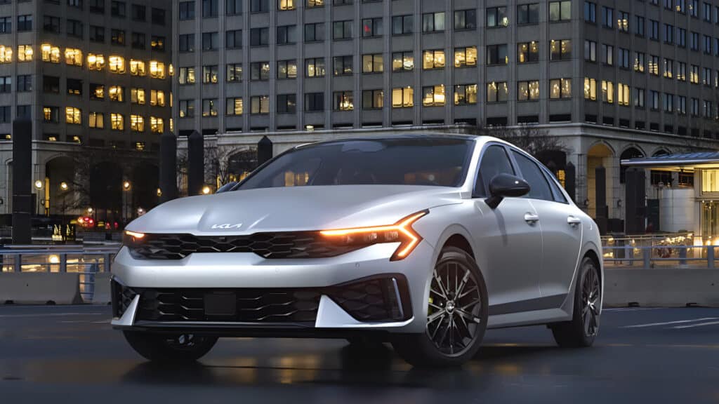 "전기차 판매량, 이젠 안 부럽다"...현대차가 조용히 '떼돈' 번 이유 4 전기차