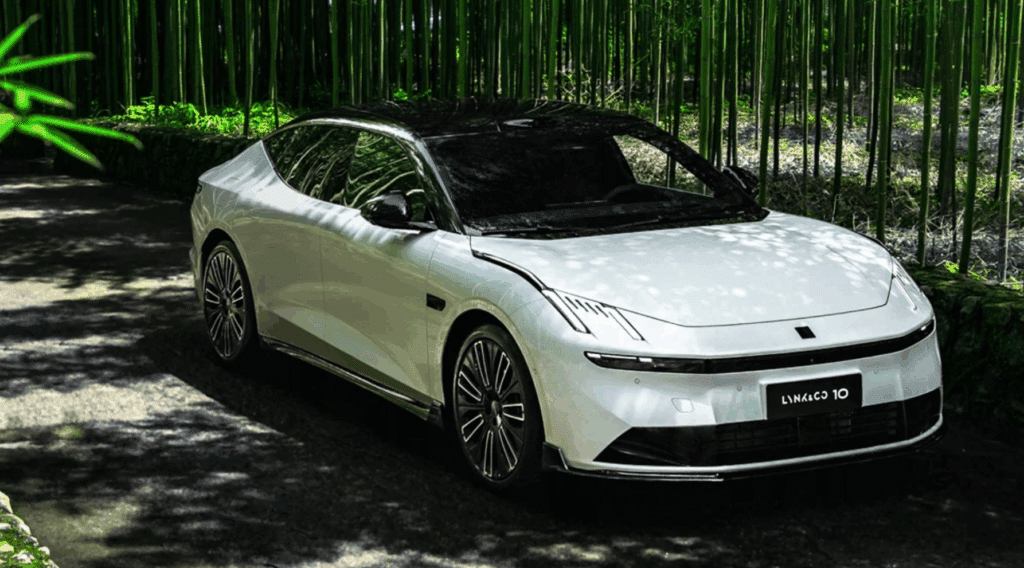 "테슬라 긴장해라?"...'523마력' 프리미엄 신차, 마침내 등장 2 링크앤코 10 EM-P 제원